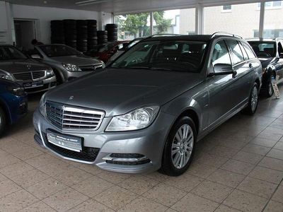 Gebraucht Mercedes C180 156 PS (114 kW) 2011 Silber Kombi