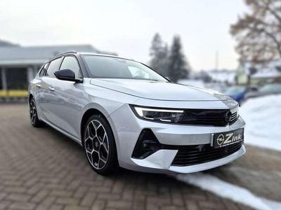Kristall silber Gebraucht 2024 Opel Astra Ultimate Kombi | 25.500 € (Fairer Preis)
