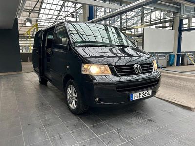 Second-hand VW T5 Highline 174 CP (127 kW) 2008 Negru Van