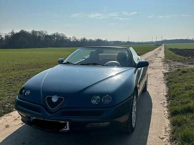 Gebraucht Alfa Romeo Spider 150 PS (110 kW) 1996 Blau Cabrio