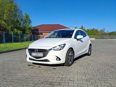 Second-hand Mazda 2 Nakama 90 CP (66 kW) 2017 Alb Hatchback