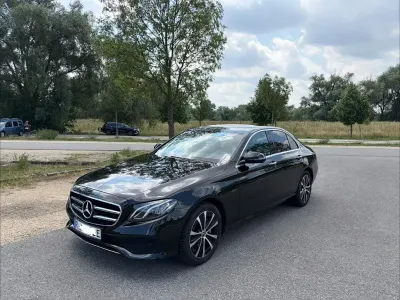 Gebraucht Mercedes E300 Avantgarde 320 PS (235 kW) 2020 Schwarz Limousine
