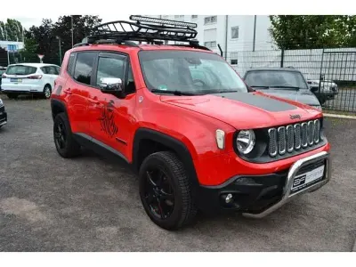 Gebraucht Jeep Renegade Trailhawk 170 PS (125 kW) 2016 Rot SUV