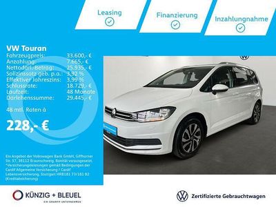 Gebraucht VW Touran Active 150 PS (110 kW) 2022 Oryxwhite perlmutteffekt Van / Kleinbus