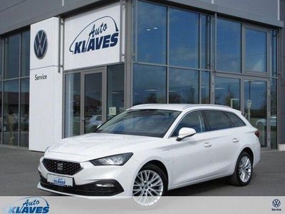 Second-hand Seat Leon XCELLENCE 204 CP (150 kW) 2022 Alb Berlinǎ