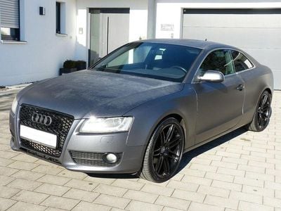 Grau Gebraucht 2011 Audi A5 Sport Coupé | 7.600 € (Superpreis)
