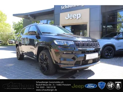 Second-hand Jeep Compass 131 CP (96 kW) 2024 Negru SUV