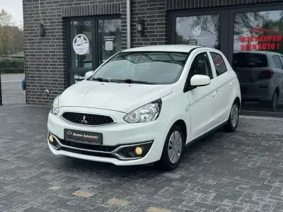 Gebraucht Mitsubishi Space Star Basis 71 PS (52 kW) 2019 Weiß Kleinwagen