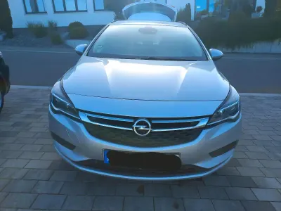 Gebraucht Opel Astra Sport 136 PS (100 kW) 2017 Grau Kombi