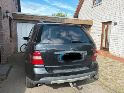 Gebraucht Mercedes ML280 190 PS (139 kW) 2007 Schwarz SUV