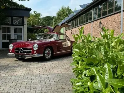 Gebraucht Mercedes SL300 215 PS (158 kW) 1955 Rot Coupé