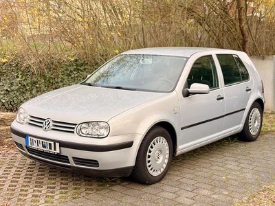 Gebraucht VW Golf IV 115 PS (84 kW) 1999 Silber Kleinwagen