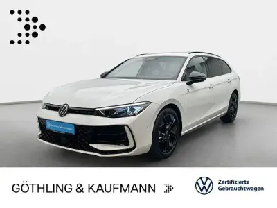 Gebraucht VW Passat R-line 150 PS (110 kW) 2025 Weiß Limousine