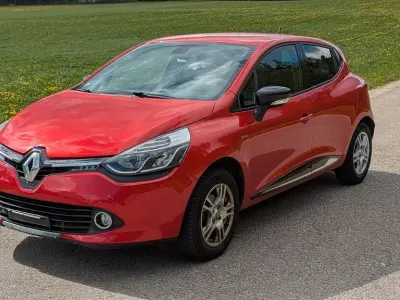 Brugt Renault Clio IV LIMITED 75 HK (55 kW) 2015 Rød Sedan