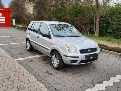 Brugt Ford Fusion 80 HK (58 kW) 2005 Sølv Hatchback