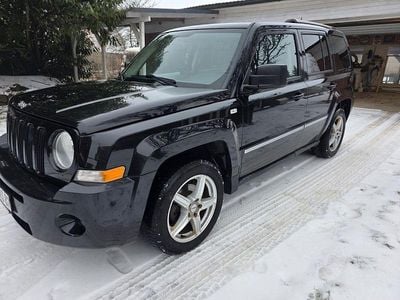 Gebraucht Jeep Patriot Overland 170 PS (125 kW) 2010 Schwarz SUV