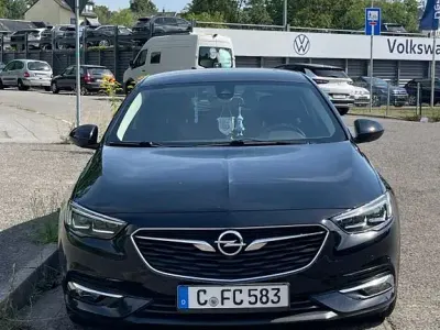 Gebraucht Opel Insignia Edition 170 PS (125 kW) 2017 Schwarz Limousine