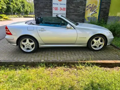Gebraucht Mercedes SLK230 195 PS (143 kW) 2000 Silber Cabrio