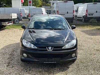 Gebraucht Peugeot 206 CC Filou 109 PS (80 kW) 2004 Schwarz Cabrio