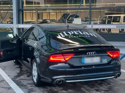 Gebraucht Audi A7 204 PS (150 kW) 2011 Schwarz Kleinwagen