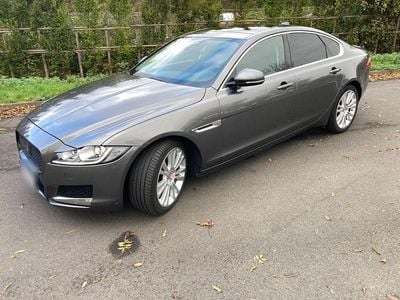 Gebraucht Jaguar XF Prestige 300 PS (220 kW) 2017 Grau Limousine