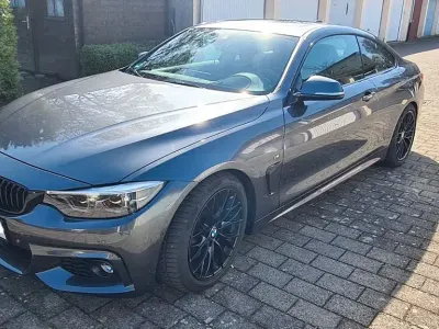 Begagnad BMW 440 Performance 379 HK (278 kW) 2018 Grå