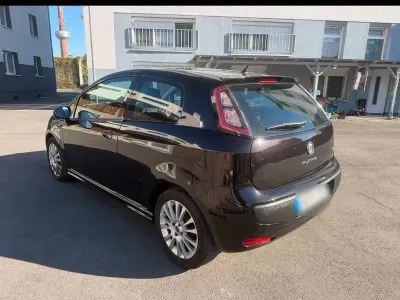 Gebraucht Fiat Punto Racing 105 PS (77 kW) 2010 Schwarz Kleinwagen