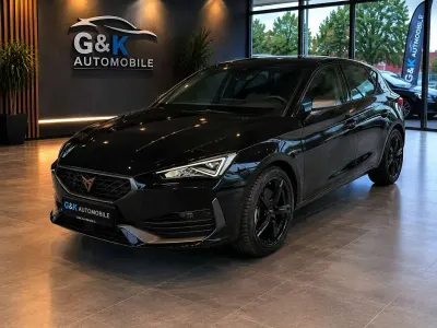Gebraucht Cupra Leon Basis 150 PS (110 kW) 2024 Mitternachtsschwarz Kleinwagen