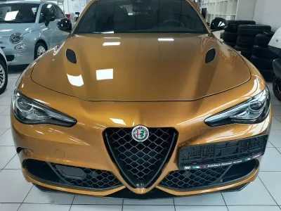Second-hand Alfa Romeo Giulia Quadrifoglio 510 CP (375 kW) 2023 Ocra lipari Berlinǎ