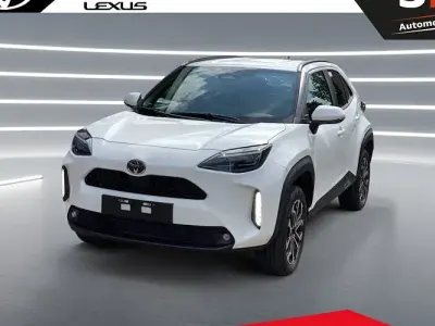 Neu Toyota Yaris Cross 131 PS (96 kW) 2026 Weiß SUV