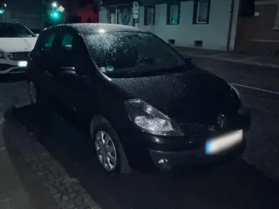 Gebraucht Renault Clio III 75 PS (55 kW) 2008 Schwarz Kleinwagen