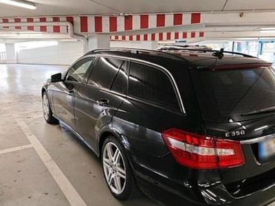 Usata Mercedes E350 231 CV (169 kW) 2010 Nero Station wagon