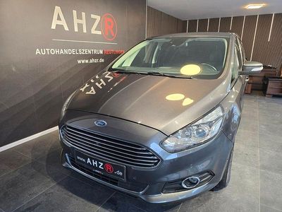 Gebraucht Ford S-MAX Titanium 190 PS (139 kW) 2018 Magnetic Van / Kleinbus