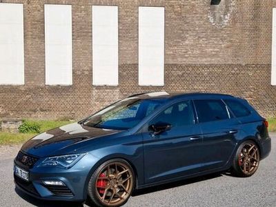 gebraucht Seat Leon ST Cupra 4Drive Schalens Pano Keyles Garantie