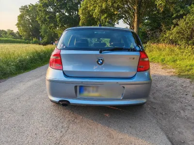 Gebraucht BMW 116 Lifestyle 122 PS (89 kW) 2011 Blau Kleinwagen