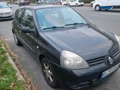 Brugt Renault Clio II 75 HK (55 kW) 2006 Sort Hatchback