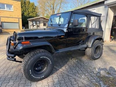 Second-hand Jeep Wrangler 121 CP (88 kW) 1992 Negru SUV