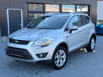 Second-hand Ford Kuga Champions Edition 140 CP (102 kW) 2012 Argintiu SUV