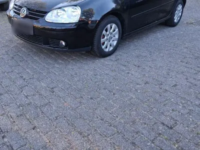 Używany VW Golf V 102 KM (75 kW) 2007 Czarny Sedan/Limuzyna
