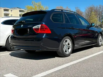 Gebraucht BMW 318 143 PS (105 kW) 2007 Blau Kombi