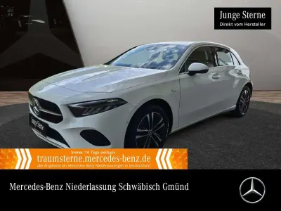 Gebraucht Mercedes A250 Progressive 163 PS (119 kW) 2025 Weiß Limousine