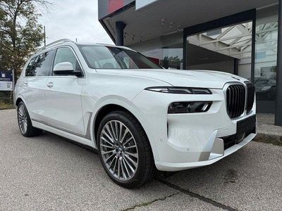 Weiß Gebraucht 2025 BMW X7 SUV | 81.900 €