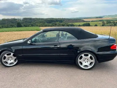 Gebraucht Mercedes CLK200 136 PS (100 kW) 2000 Schwarz Cabrio