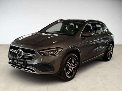 Mercedes GLA220