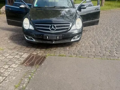 Gebraucht Mercedes R320 224 PS (164 kW) 2006 Schwarz Kombi