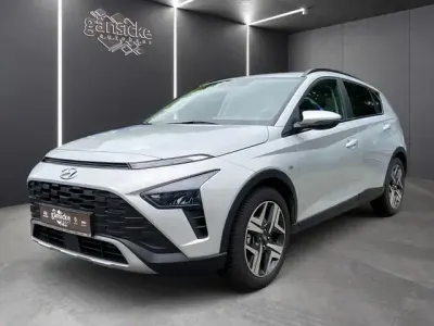 Gebraucht Hyundai Bayon Intro Edition 101 PS (74 kW) 2021 Silber SUV