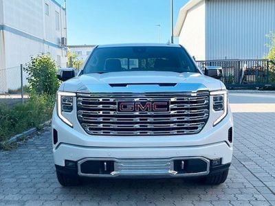 GMC Sierra