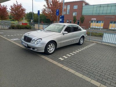 Mercedes E240