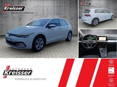 Gebraucht VW Golf VIII Life 150 PS (110 kW) 2022 Weiß Limousine