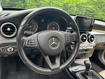 Gebraucht Mercedes C200 136 PS (100 kW) 2015 Schwarz Kombi